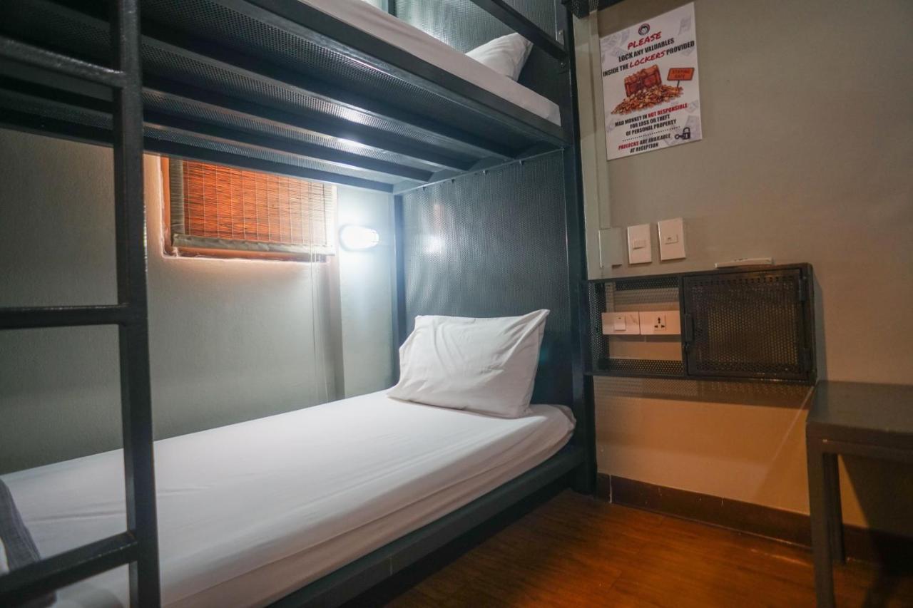 Mad Monkey Hostel Bangkok Ruang foto