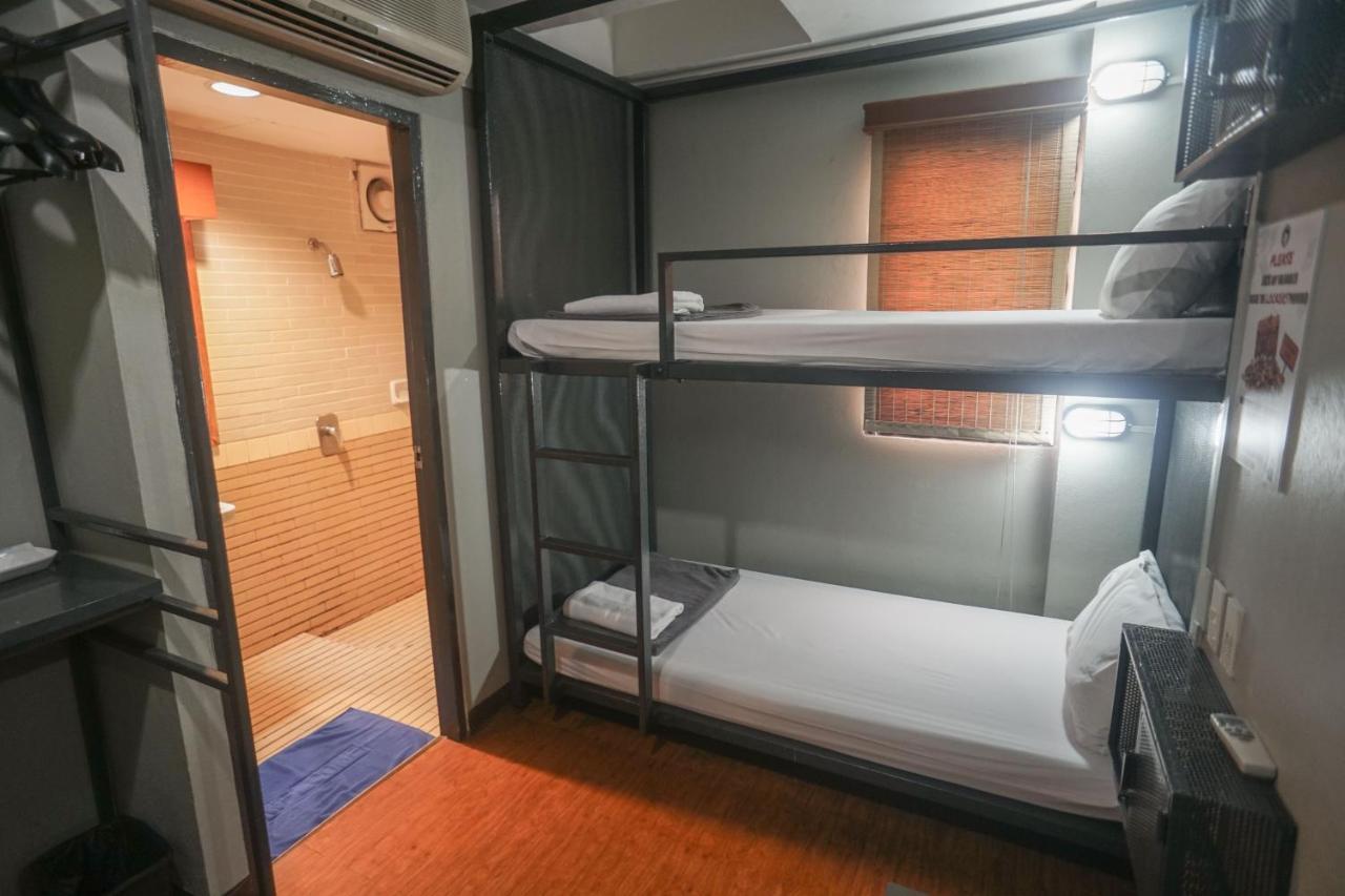 Mad Monkey Hostel Bangkok Ruang foto